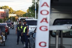 Police pursuit leads to arrest of driver in Laoag City