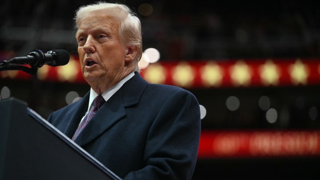 Trump vows new US 'golden age' following White House return