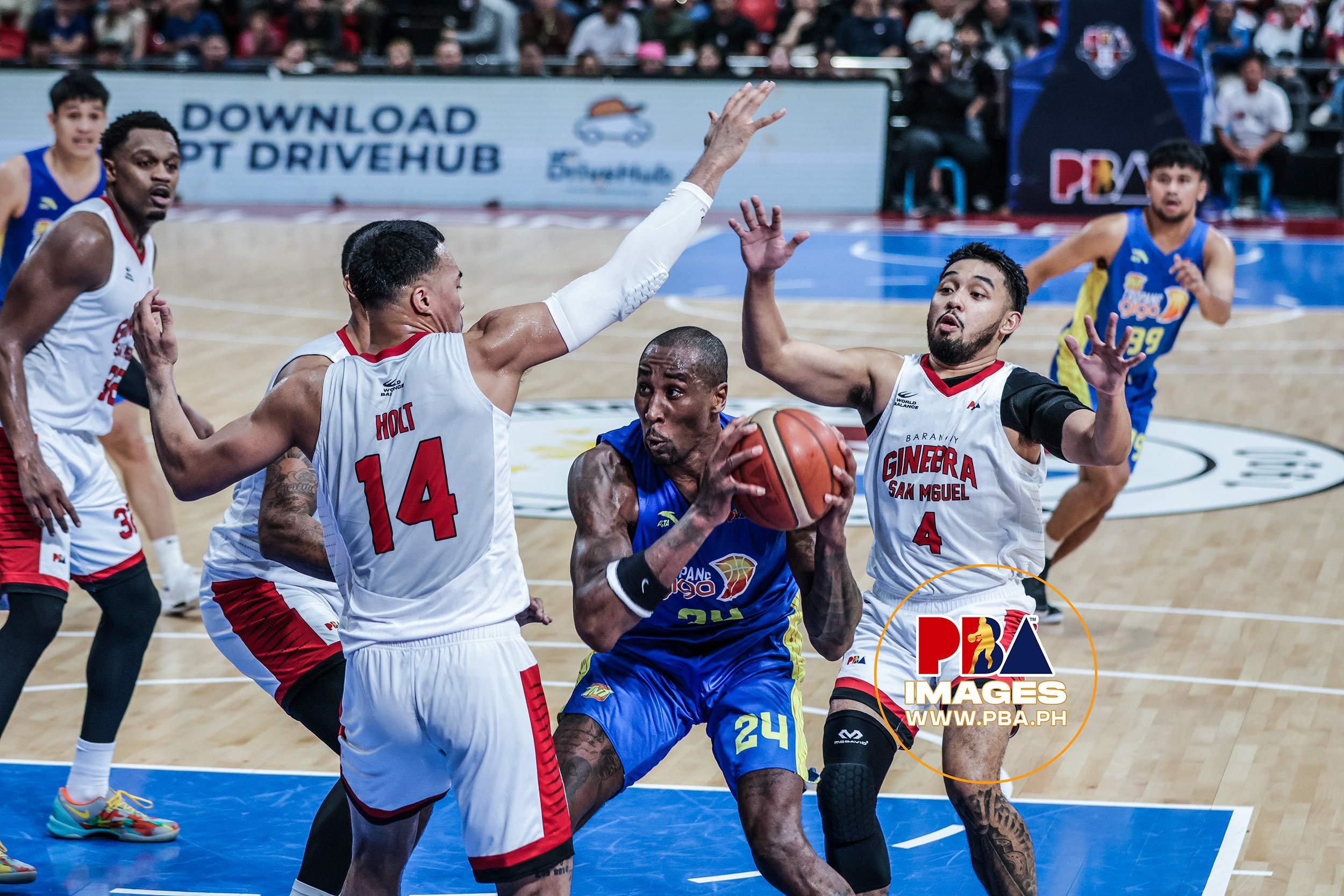 WHO CAN STOP TNT?: Rampaging Tropang Giga gun for quarterfinal berth