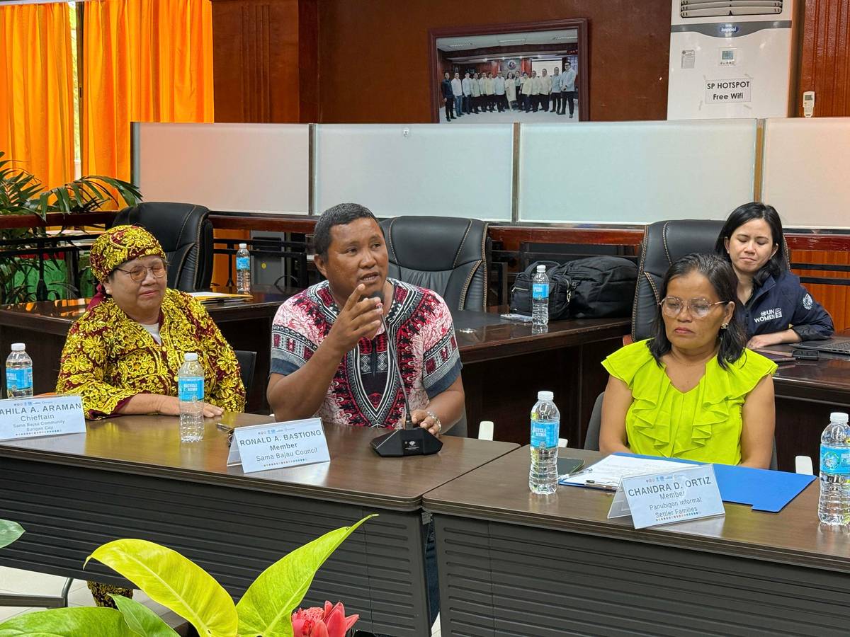 (L-R) Ms. Dahila Araman, Mr. Ronald Bastiong, and Ms. Chandra Ortiz from the Sama Bajau and informal settler communities in Surigao participate in the working group meetings of the L2R SDG joint programme together with key stakeholders from the local and national government, and participating UN agencies. Photo by UN Philippines.