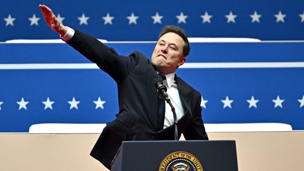 Musk draws criticism for salute gesture at Trump rally