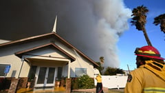 Explosive new fire erupts near Los Angeles
