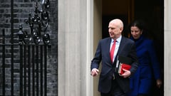 Putin warned as UK tracks Russian 'spy ship'