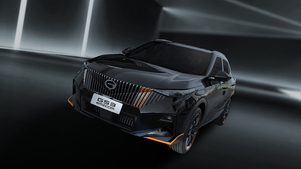 GAC GS3 Emzoom R-Style Black Edition showcases bold style and performance.