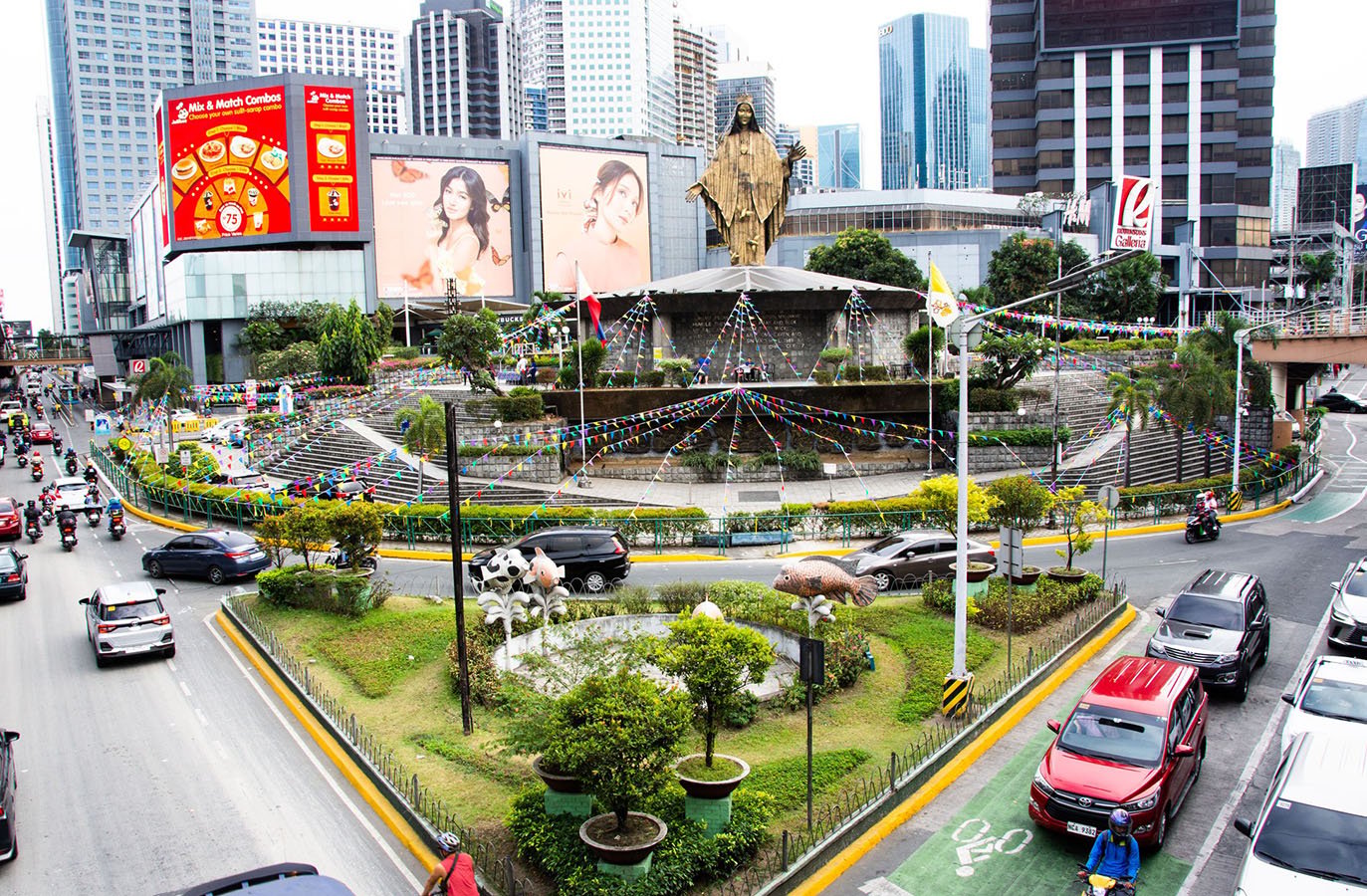 LCSP: Traffic still grips EDSA 40 years on