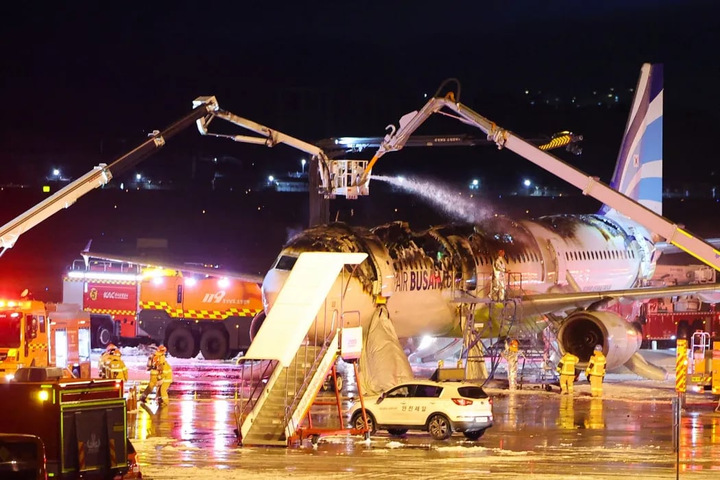 South Korea airplane fire leaves seven injured