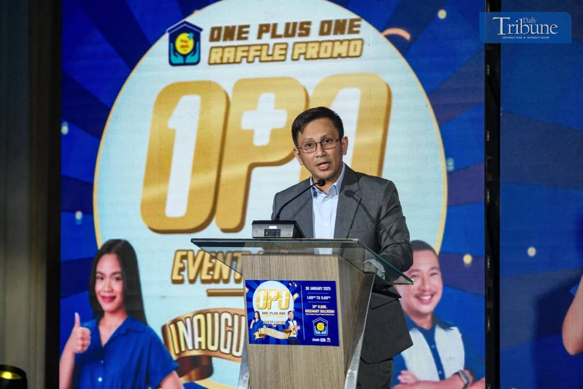 Jack Jacinto, Vice President, Public and Members Relations Group and concurrent Vice President of Strategic Marketing Group of Pag-ibig Fund welcomes members and non-members of Pag-Ibig to the launch of Pag-Ibig One Plus One Raffle Promo.