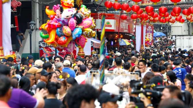 Almost 3-M join Manila Chinese New Year celebrations