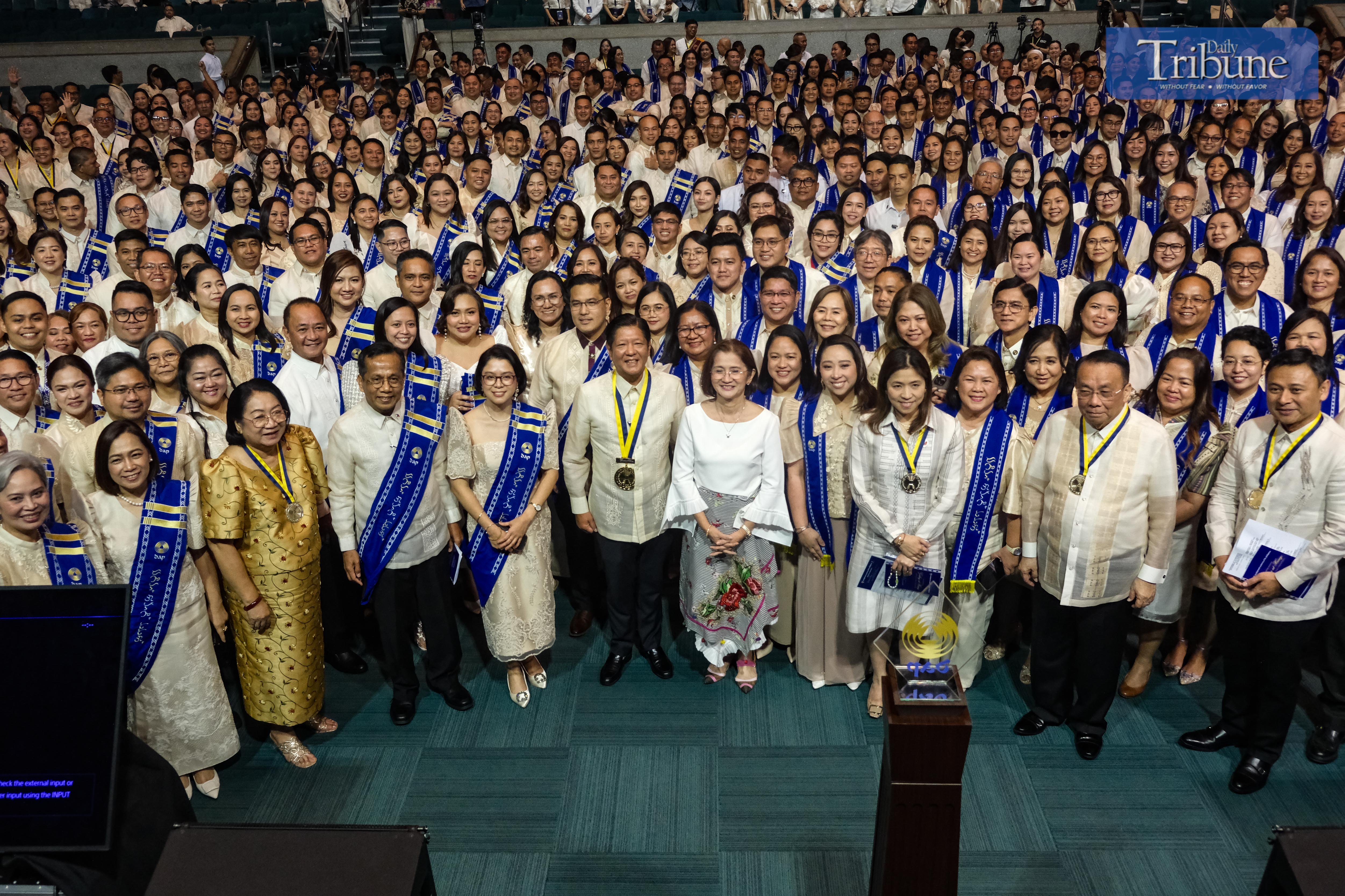 President Marcos leads DAP commencement exercises 