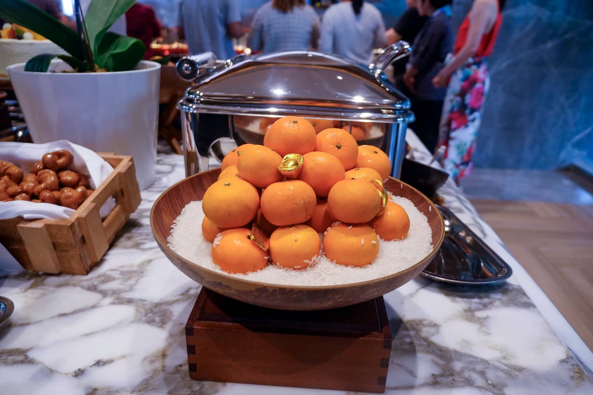 Round fruits for prosperity.