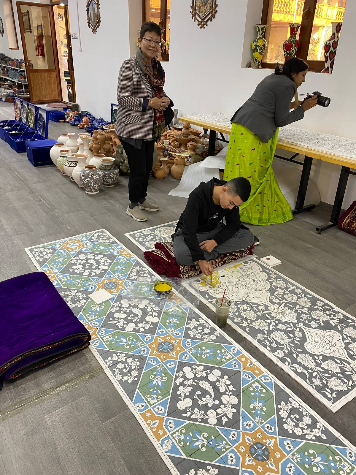 Artists in a ceramic artisan factory.
