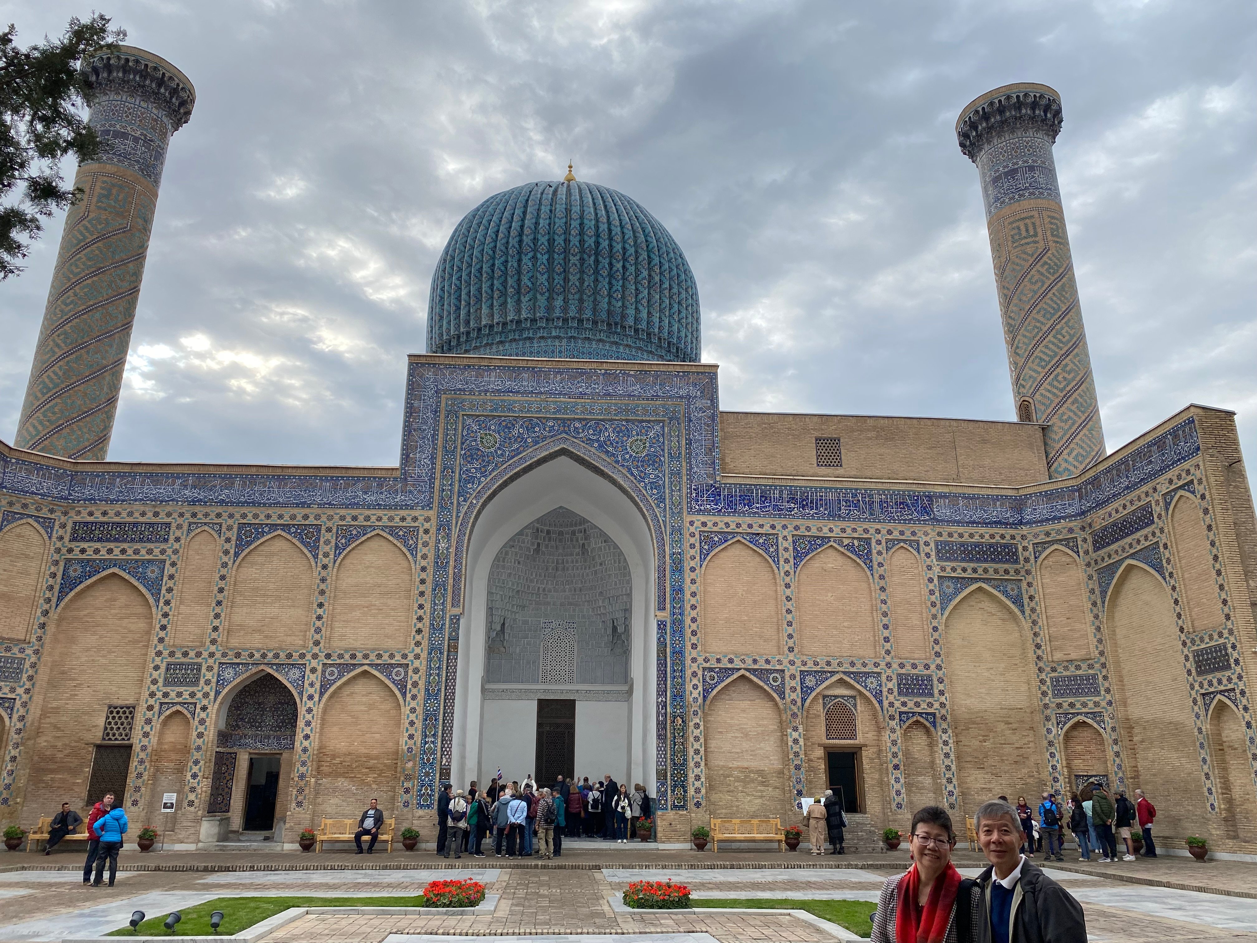 Love and poetry in Uzbekistan — Last of two parts