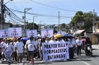 Thousands join prayer rally for a peaceful Batangas