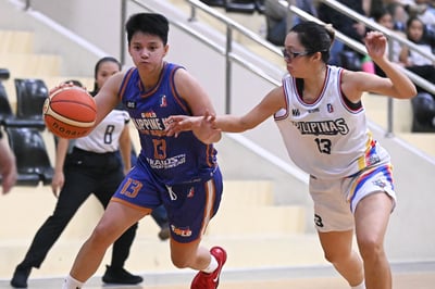 Navy sinks Aguilas, keeps perfect slate intact