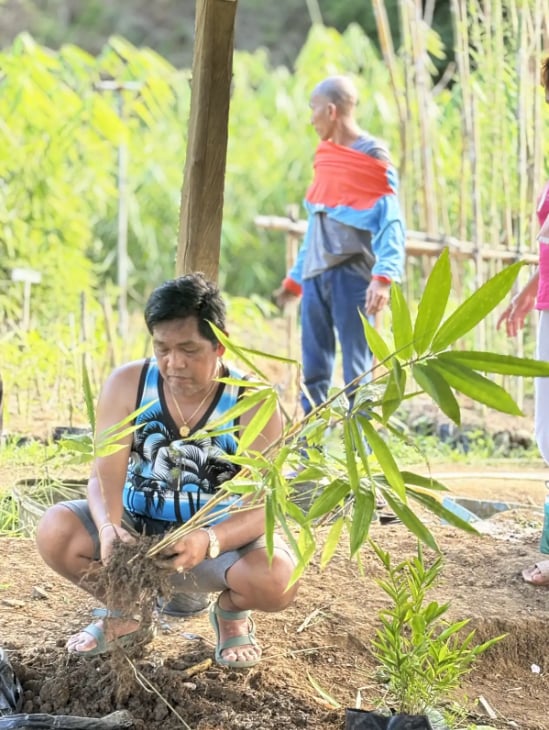 Aboitiz Foundation's CarbonPH initiative restores ecosystems and sequesters carbon, building climate-resilient communities for a sustainable future.