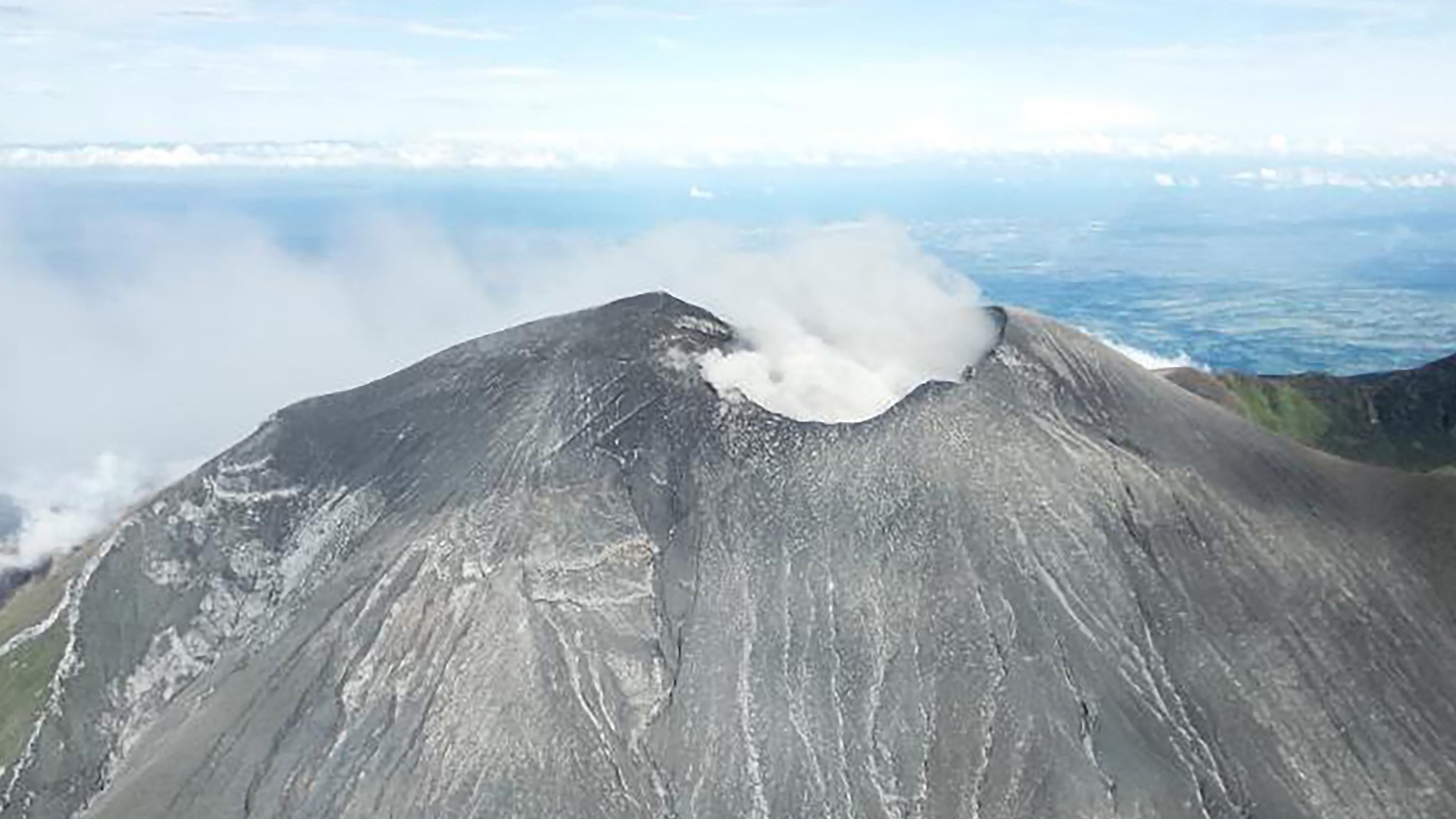 Kanlaon remains in magmatic unrest