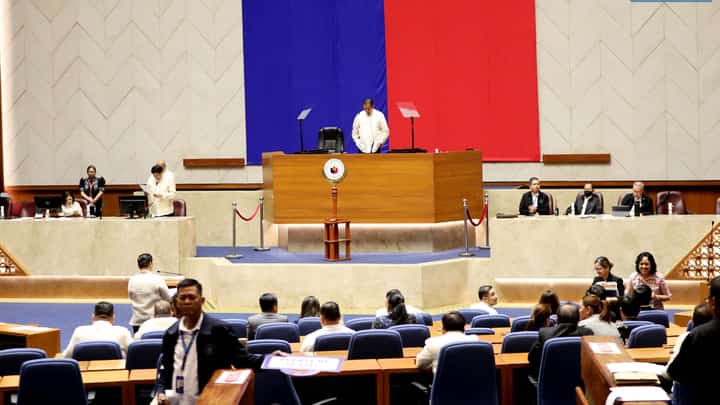 On Wednesday, 5 February 2025, The House of Representatives, led by Speaker Martin Romualdez, voted to impeach Vice President Sara Duterte, securing 215 endorsement votes, which represents two-thirds of the House members, at the House of Representatives in Quezon City.