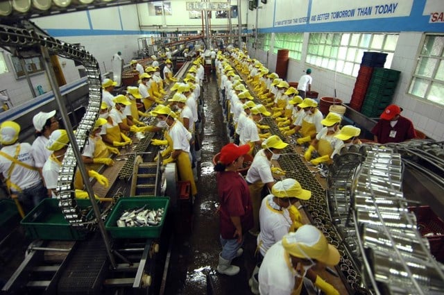 Biz groups unite in hitting P200 legislated wage increase