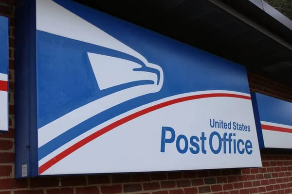 China slams U.S. suspension of parcels