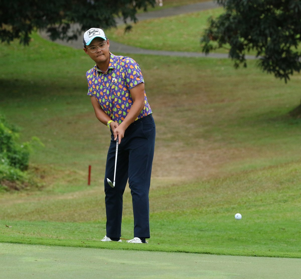 Sison David chips onto the third green.