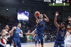 ONE MORE TIME: Meralco trips Ginebra, forces sudden death
