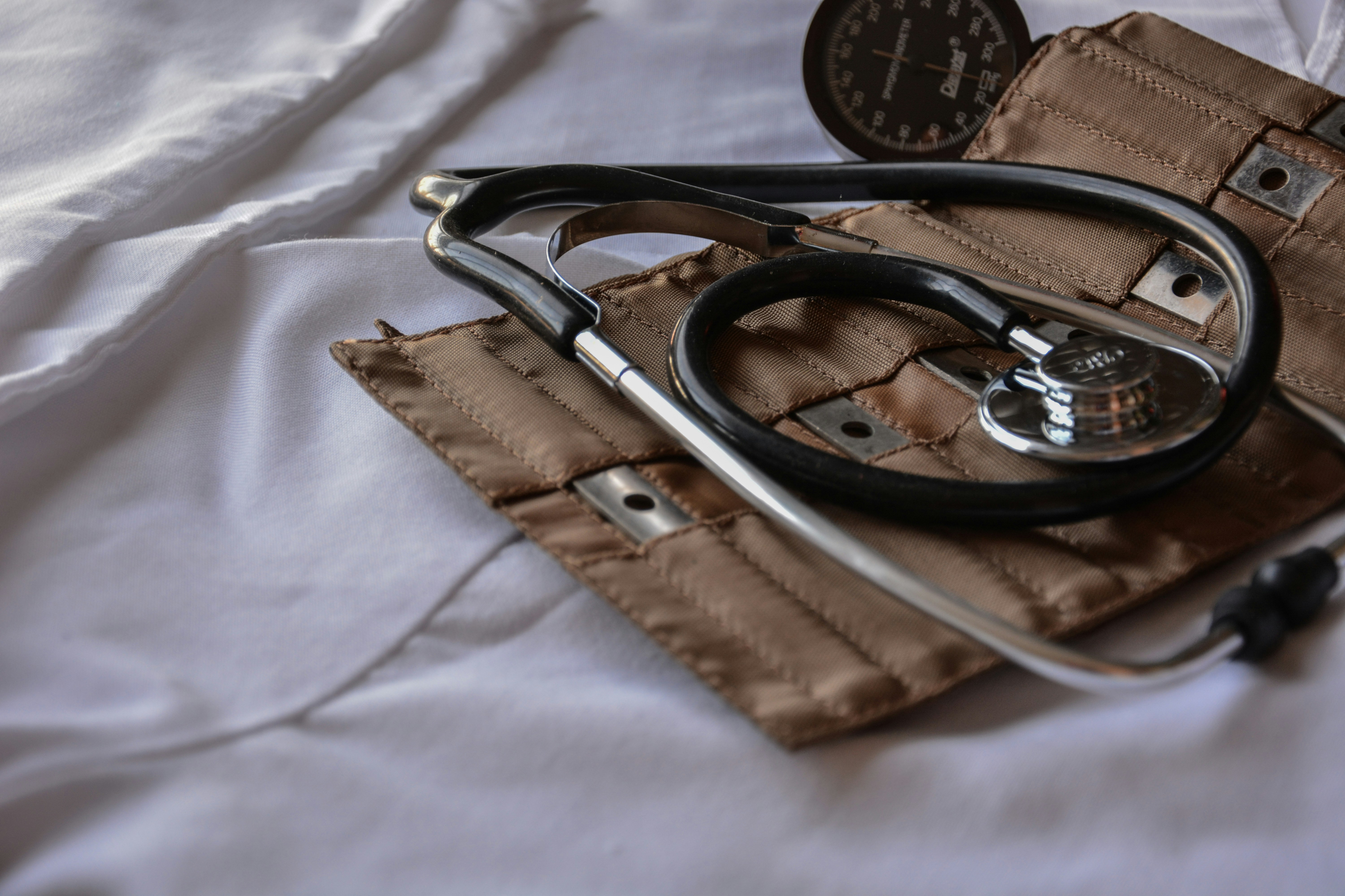 RESULTS ARE OUT: UST grad tops Oct 2025 physician board; PLM best school