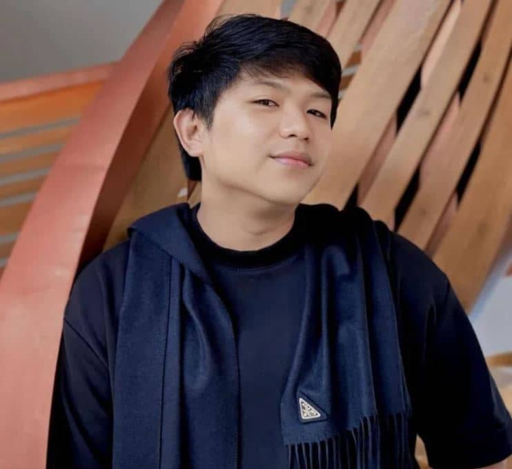 Director Darryl Yap