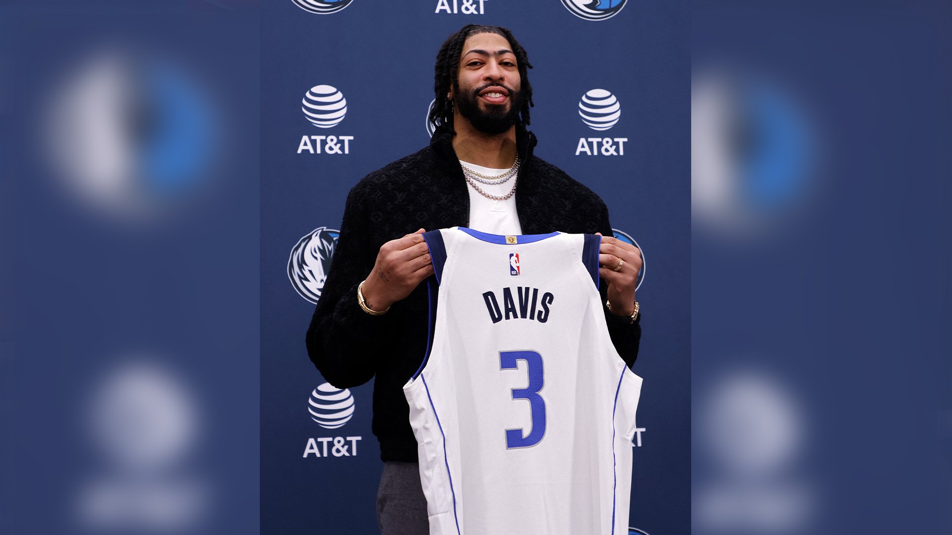 NEW SHERIFF IN TOWN: Davis wants to give hope to Dallas fans