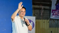 
Muntinlupa Mayor Ruffy Biazon attends moving-up rites