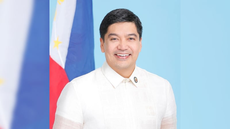 Villafuerte wants Levistes out of ACC