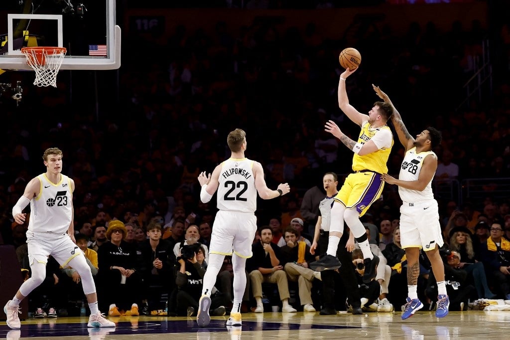 LUKA SWAK NA SWAK SA LAKERS
