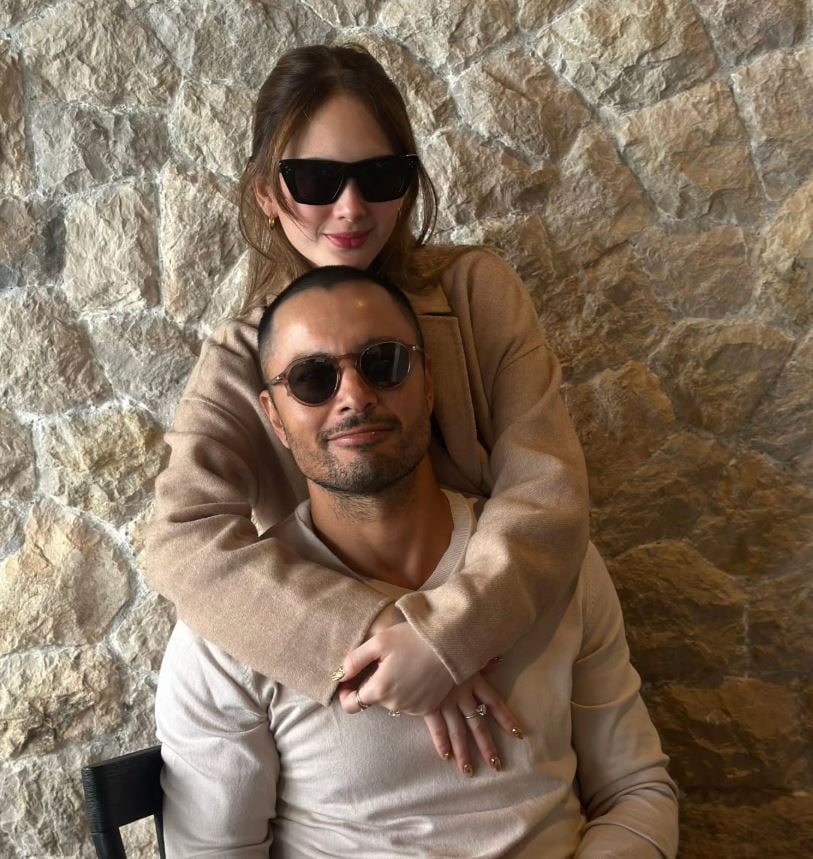 Derek Ramsay with Ellen Adarna.