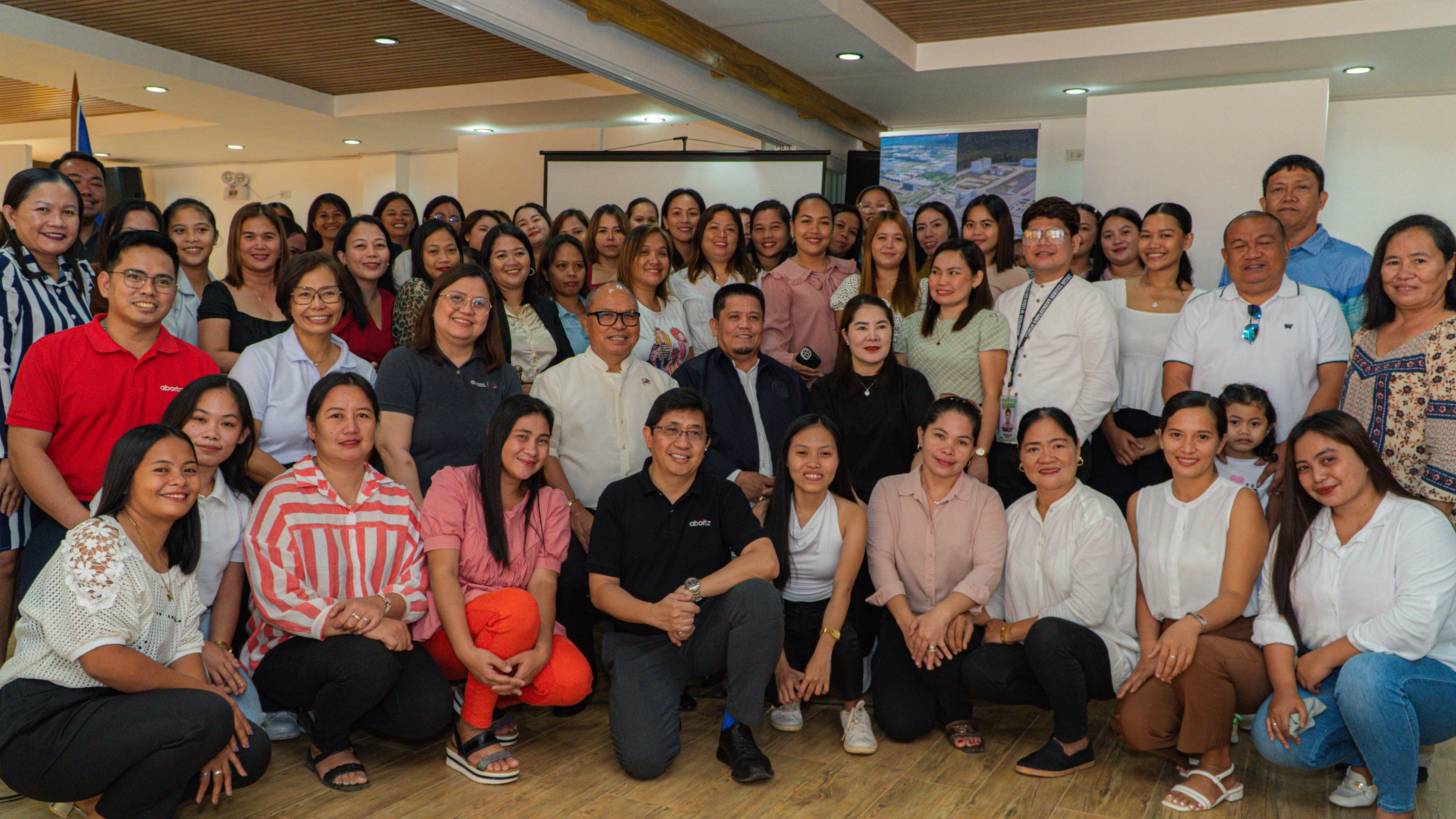 Laguindingan women empowered with digital skills through ELEVATE AIDA Program 