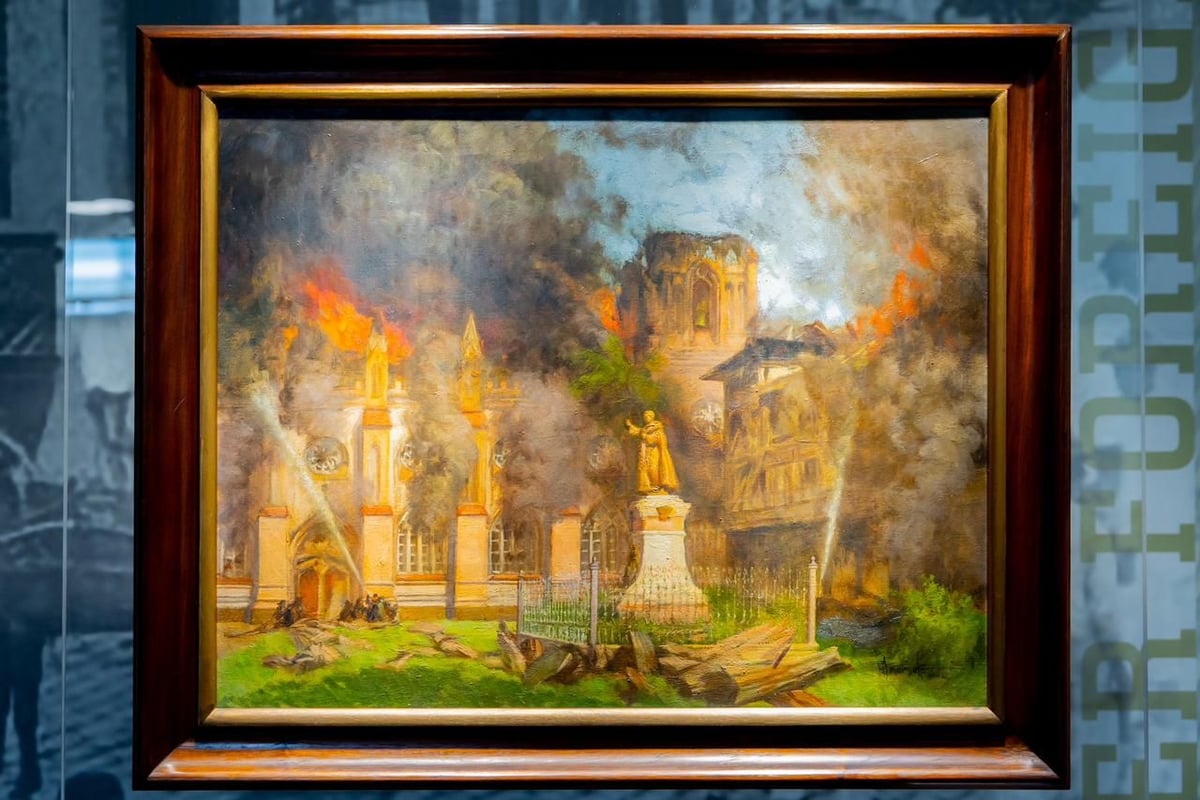 "Burning of Sto. Domingo Church" (1942) – Fernando Amorsolo
Captures the flames engulfing the centuries-old church, destroyed in 1941 by Japanese bombers. The church, originally in Intramuros, was later rebuilt in Quezon City.