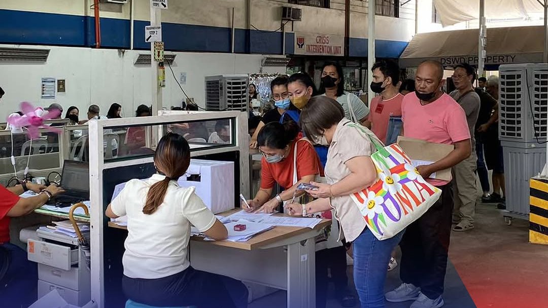 Public warned against cash aid fixers