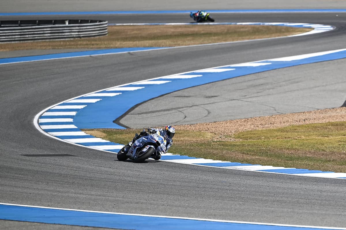 Alex Marquez powers his bike during the second day of the 2025 Thailand MotoGP pre-season test at the Buriram International Circuit.