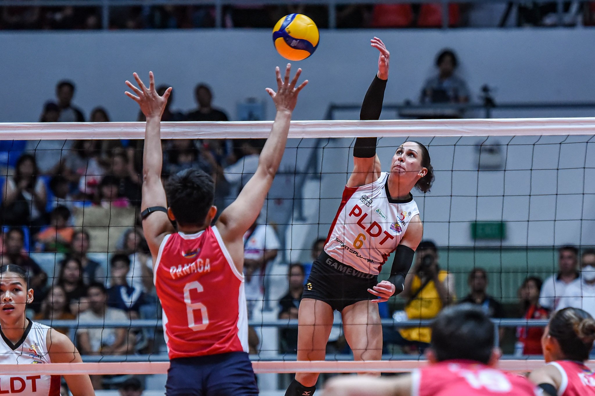 PLDT shocks Creamline in cardiac game 