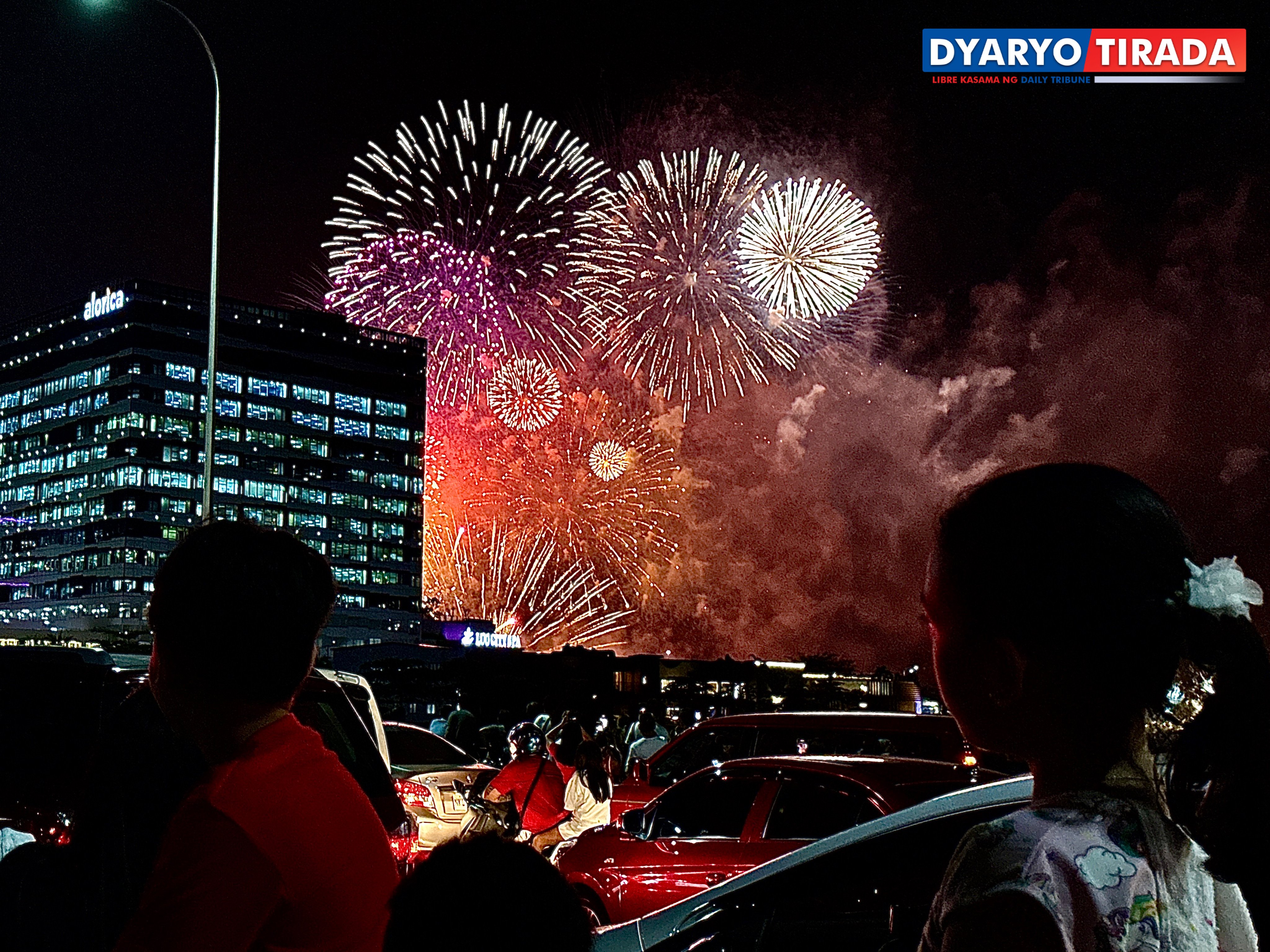 Matinding traffic dulot ng The 12th Philippine International Pyromusical Competition sa Pasay City  