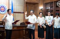 Man for the job President Ferdinand Romualdez Marcos Jr. administers the oath to new Transportation Secretary Vince Dizon.