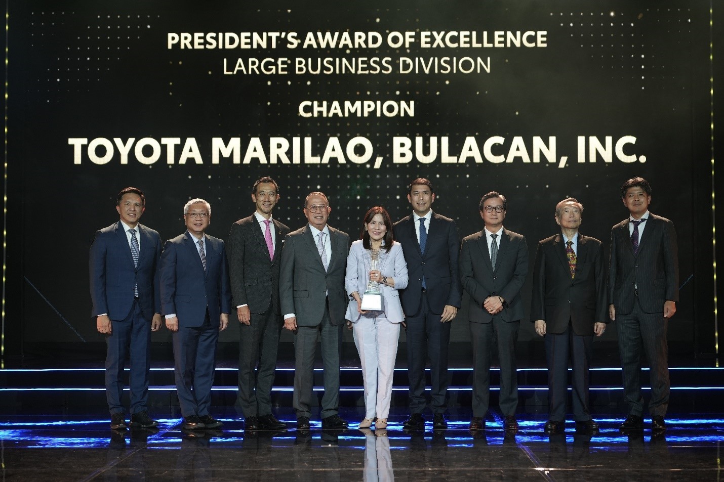 Toyota Philippines honors top dealers and professionals