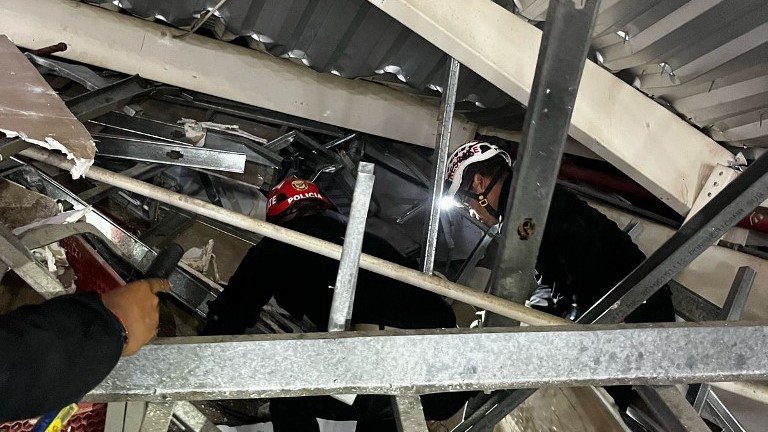 At least 3 dead, 20 injured after food court roof collapses in Peru