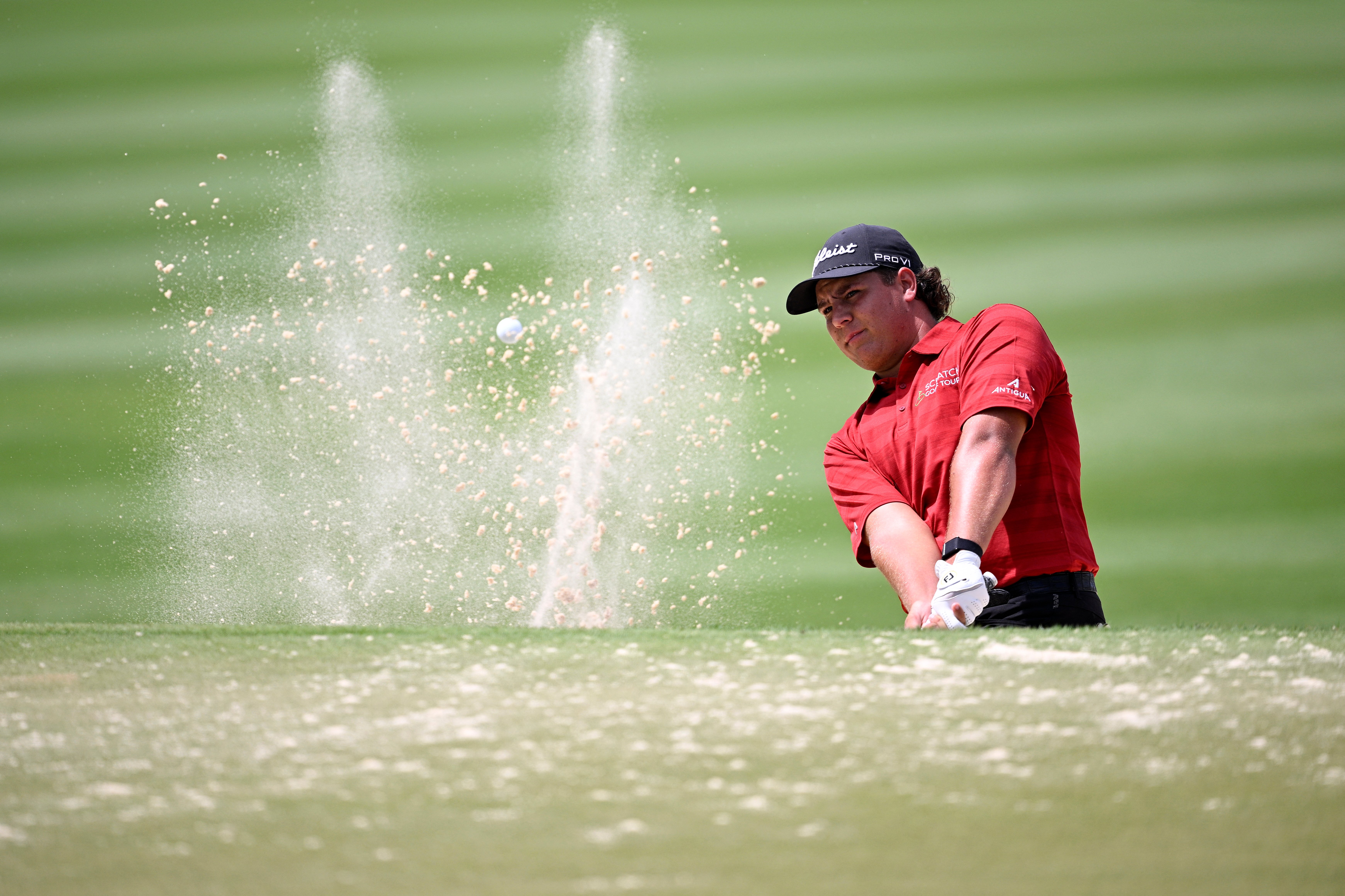 SUPER ROOKIE: Potgieter assumes control after 10-under par 61
