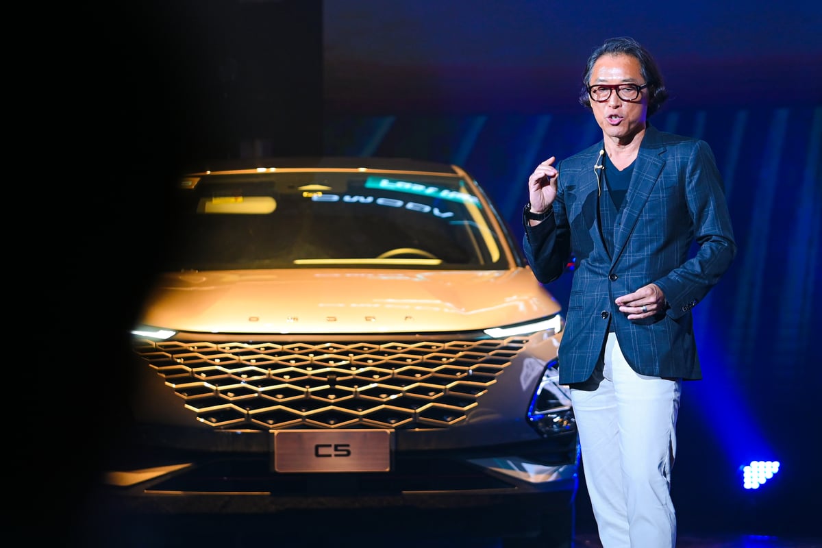Steve Eum unveils the Omoda C5, Omoda E5.
