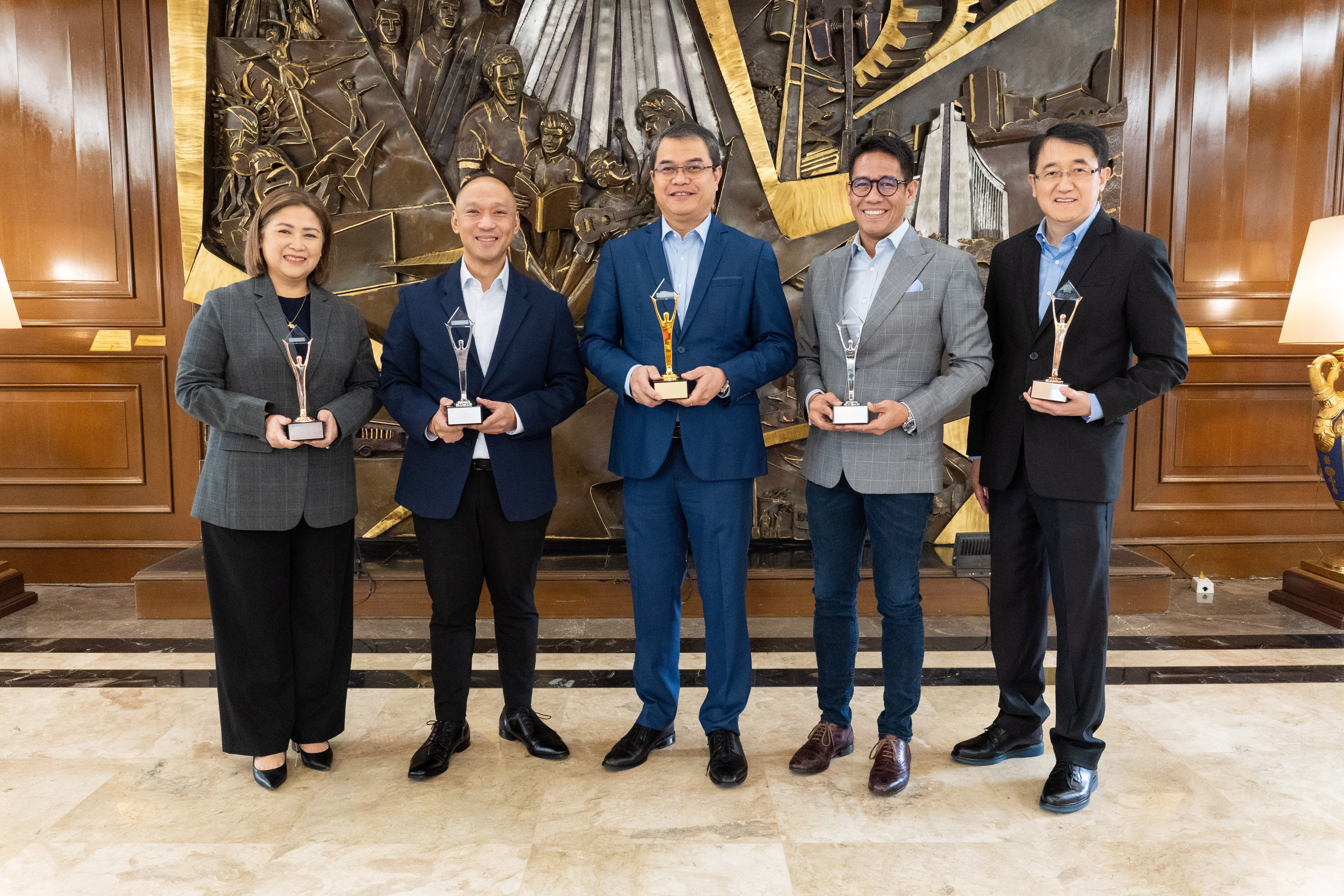 Driving and heightening sustainability: 
Meralco’s commitment to a brighter tomorrow