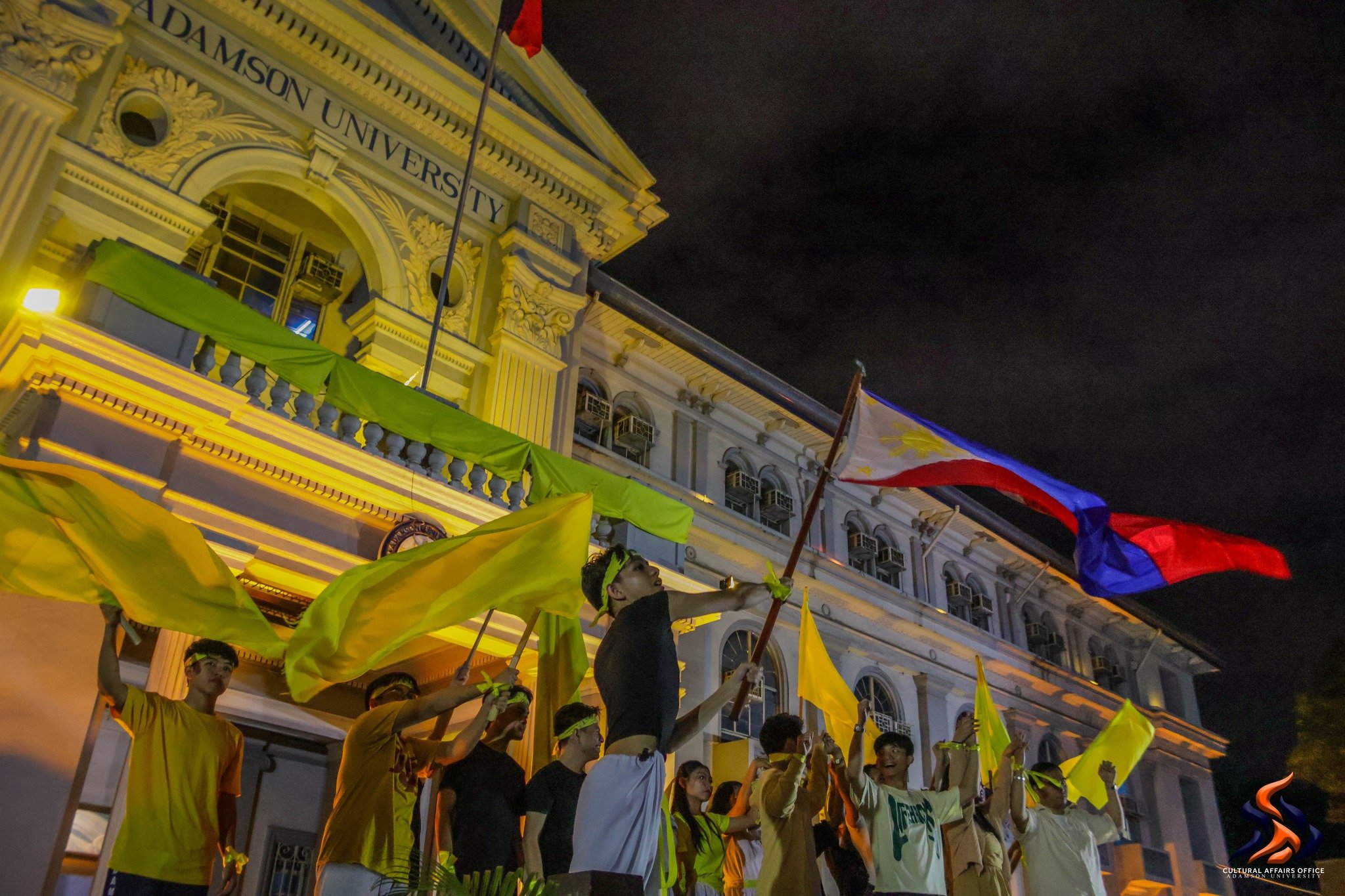 Archbishop Villegas to students: Speak up on politics