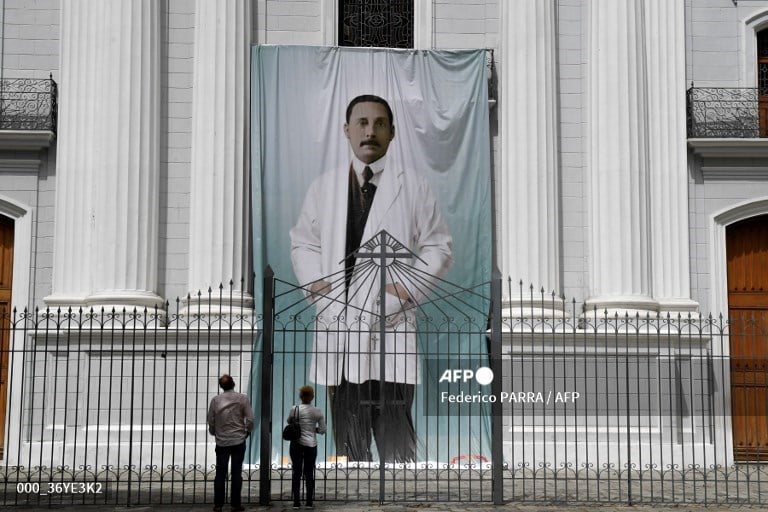 'Doctor of the poor' becomes Venezuela's first saint