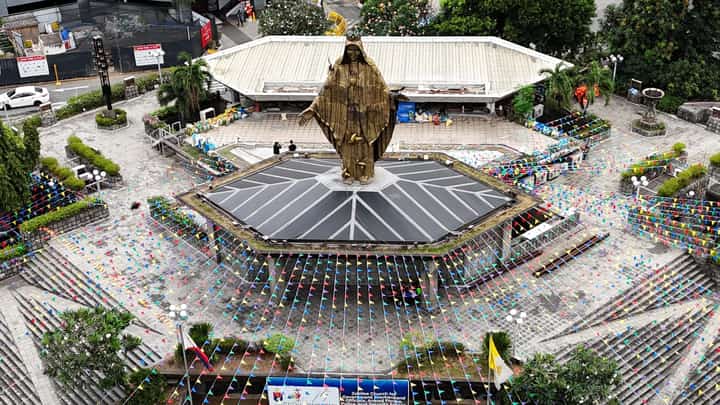 An image of Mary, Queen of Peace, famously known as the EDSA Shrine, seen on Wednesday, 26 February 2025, in Quezon City. The Catholic Bishops’ Conference of the Philippines (CBCP) has recently granted national shrine status to the iconic EDSA Shrine, along with two other Marian shrines—the Archdiocesan Shrine of Our Lady of Loreto in Sampaloc, Manila, and the Diocesan Shrine of Our Lady of Aranzazu in San Mateo, Rizal—according to its rector, Fr. Jerome Secillano.