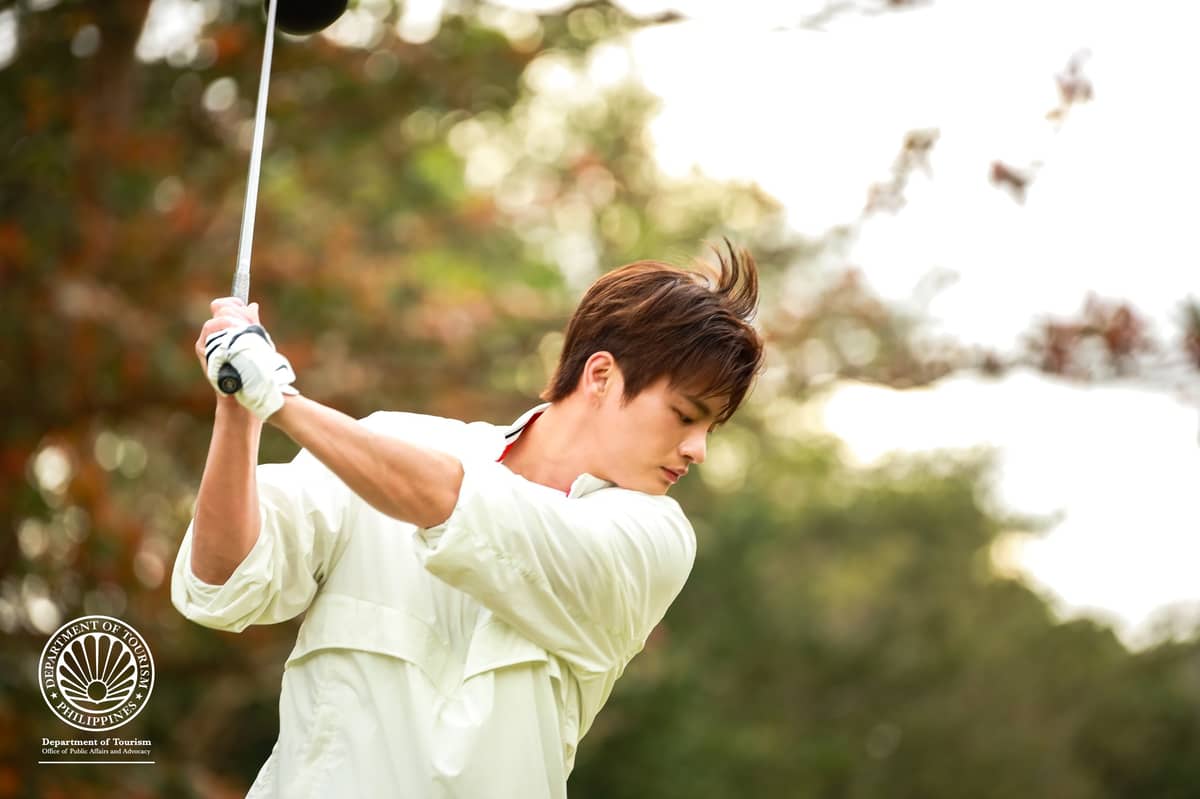 Seo In Guk promotes Philippines as new tourism ambassador in Boracay visit