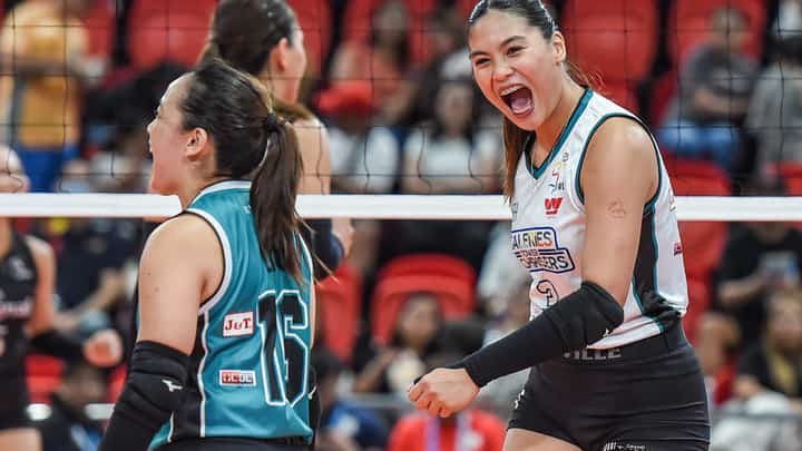 Ysa Jimenez and Galeries Tower stand tall, stunning Cignal in four sets to reach the quarterfinals of the PVL All-Filipino Conference yesterday at the Philsports Arena in Pasig City.