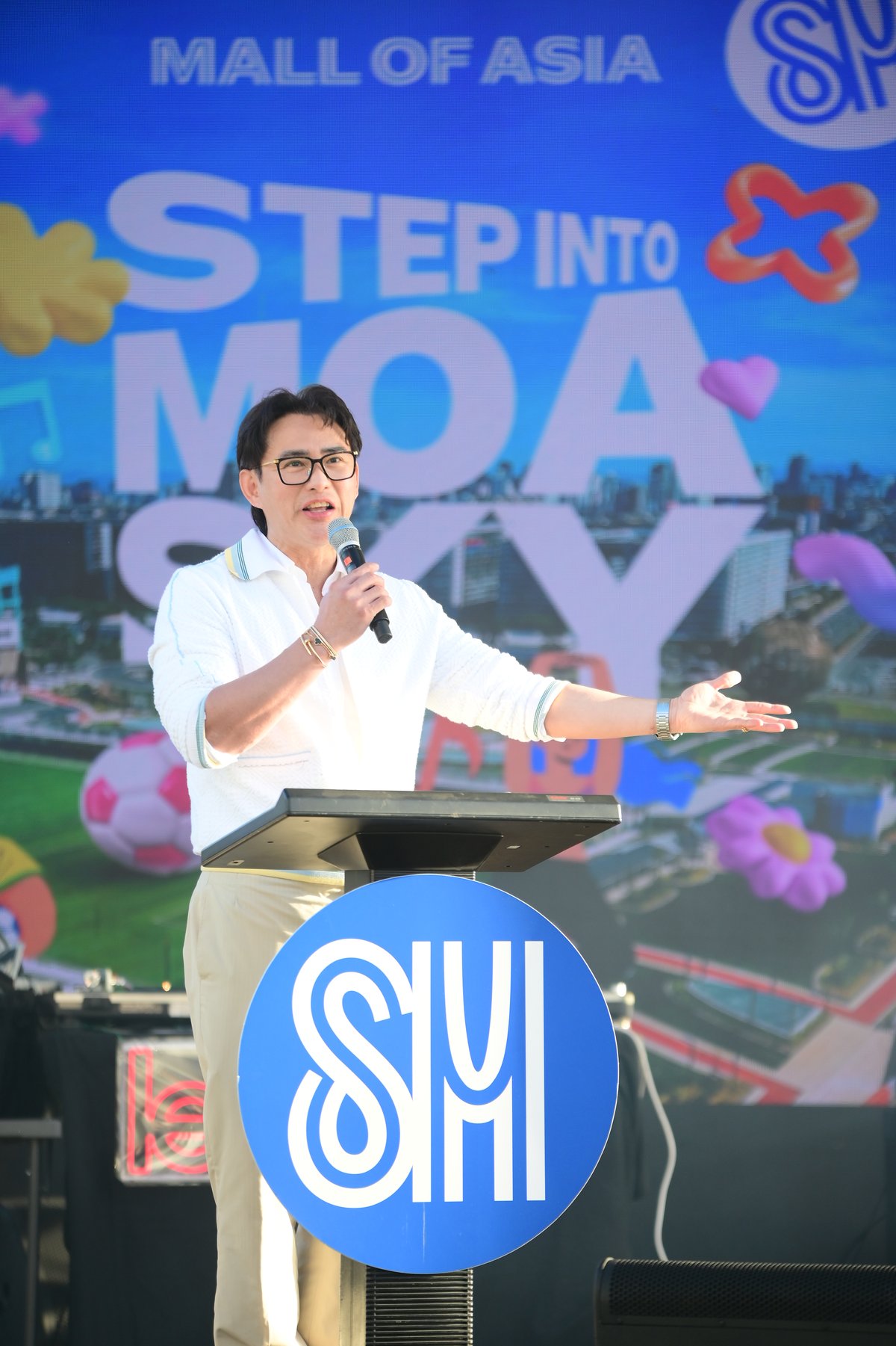 SM Supermalls president Steven Tan.